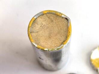 Rauchspurpatrone Gelb, komplett delaboriert, frei von jeglichen Gefahrstoffen, datiert 1941