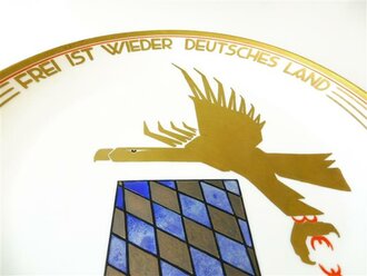 Wandteller zur Rheinlandbefreiung  "Frei ist wieder Deutsches Land"30-6-1930. Durchmesser 32cm, unbeschädigtes Stück