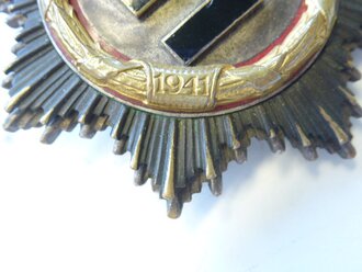 Deutsches Kreuz in Gold, schweres Stück Hersteller 1 Deschler & Sohn, München, die Emaille z.T. repariert, sonst gut