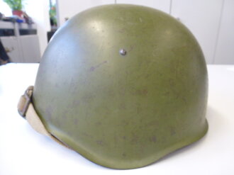 Russland 2.Weltkrieg, Stahlhelm SSH40 Originallack mit...