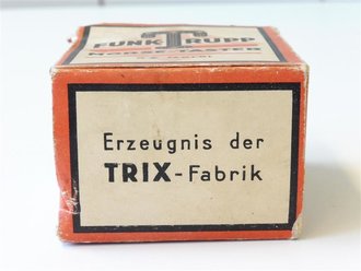 Kinderspielzeug 2.Weltkrieg, Kopfhörer und Morsetaste für das Spiel " Funk Trupp" von Trix. Beide Stücke in sehr gutem Zustand in der originalen Umverpackung.