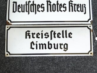 Emailleschild Deutsches Rotes Kreuz, fast neuwertiger Zustand, Maße 50 x 50 cm, dazu "Kreisstelle Limburg " in ebenfalls fast neuwertigem Zustand