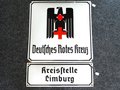 Emailleschild Deutsches Rotes Kreuz, fast neuwertiger Zustand, Maße 50 x 50 cm, dazu "Kreisstelle Limburg " in ebenfalls fast neuwertigem Zustand