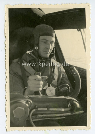 Foto Flugzeugführer in der Kanzel, Maße 6 x9 cm