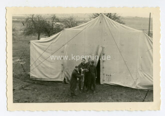 Foto Reichsarbeitsdienst RAD Zelt, Maße ca. 7 x10 cm