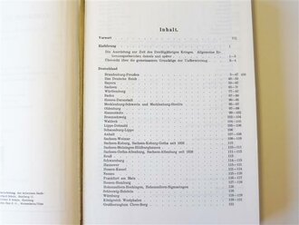 Handbuch der Uniformenkunde, gebraucht, Buch löst sich vom Einband, 438 Seiten, Maße etwas über A5