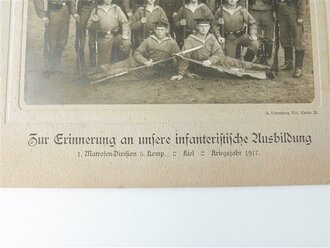 Hartkartonbild "Zur Erinnerung an unsere infanteristische Ausbildung", datiert 1917, Gesamtmaße 30 x 36 cm