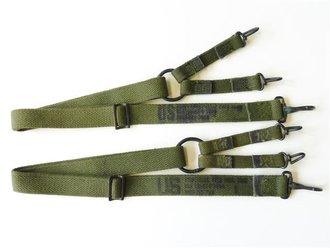 U.S. Marine Corps 1967 dated M41 suspenders. Unused set