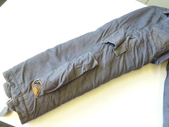 Luftwaffe Kanalhose , neuwertiges Stück in perfektem Zustand, lediglich ein Druckknopf auf der Tasche fehlt, Bundweite 100 cm, Beinlänge 110 cm