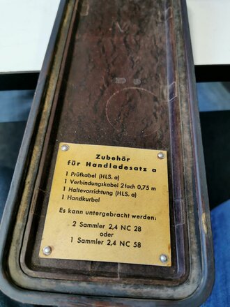 Handladesatz  HLs.a datiert 1944. Überlackiertes Stück, Funktion nicht geprüft