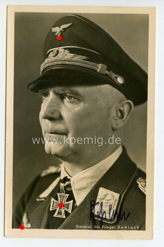 General der Flieger Deßloch, eigenhändige Unterschrift auf Hoffmann Postkarte, als Feldpost gelaufen