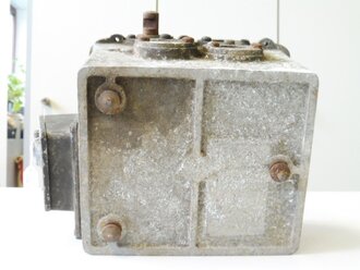 Generator zur Tretmaschine 5a der Wehrmacht, ungereinigter Fundzustand, Funktion nicht geprüft