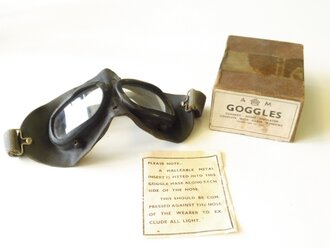 British WWII, Gunnery Night Simulator Goggles, cased