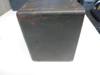 Funksprechgerät f ( Fusprech f. ) Bordfunkgerät in Panzerspähwagen. Originallack, Typenschild fehlt
