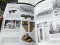 Deutsche Fallschirmjäger: Uniformen und Ausrüstung 1936 - 1945 Band 2: Helme, Ausrüstung und Bewaffnung. 365 Seiten,ungeöffnetes Exemplar in Folie