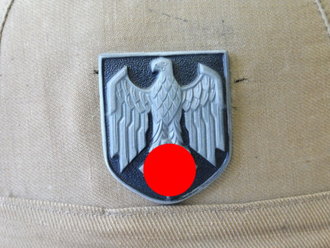 Tropenhelm Wehrmacht. Getragenes Stück der Luftwaffe mit Emblemen des Heeres