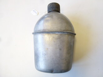 US WWII Canteen, dated 1942 or 43