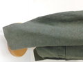 Feldbluse für Mannschaften des Heeres M44, wohl ungetragenes Stück , die Effekten originalvernäht, Schulterbreite 43,5cm, Armlänge 60,5cm