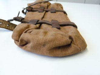 1. Weltkrieg, Hilfspacktasche für die Kavallerie, wird unter die Satteltasche geschnallt. Seltenes Stück, datiert 1915