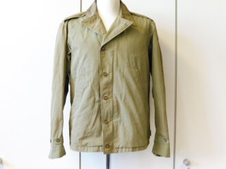 US WWII, M41 Field Jacket. Well used, good size, Original patch but resewn, shoulder width 49 cm, arms length 61 cm