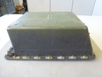 Luftwaffe Einbaugehäuse für Empfänger EGE101 Ln 28327 ( für elektrischer Höhenmesser FuG 101 ), Funktion nicht geprüft, Originallack