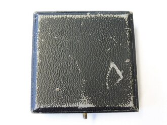 Kriegsverdienstkreuz 1. Klasse im Etui. Hersteller 50 Karl Gschiermeister, Wien