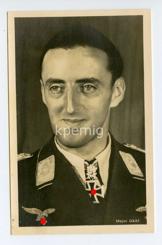 Hoffmann Fotopostkarte Ritterkreuzträger Major Graf, Rückseitig Klebereste