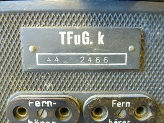 Tornisterfunkgerät TFuG. k datiert 1944. Vermutlich komplett neu lackiert und restauriert, Das Gehäuse scheint komplett neu gefertigt zu sein, Funktion nicht geprüft