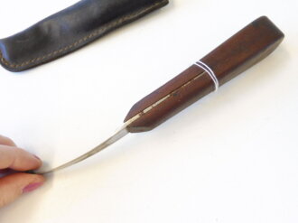 Rinnhufmesser mit Lederscheide, Hauptner