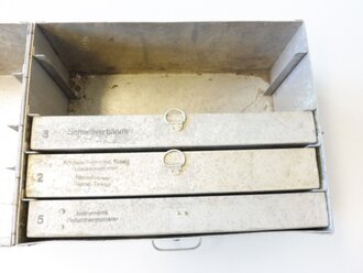 Arzneimittelschrank Aluminium (Für Flugzeug?), Maße 35 x 27 x 31cm