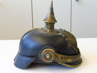 Preussen, Pickelhaube für einen einjährig Freiwilligen Train, unberührter, stark angelaufener Helm