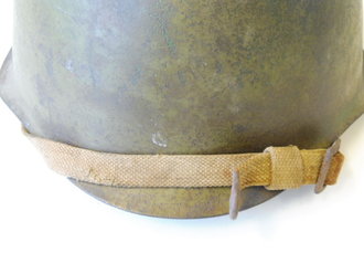 Russland 2. Weltkrieg, Stahlhelm SSH40 mit Innenfutter M36, ungereinigter Fundzustand