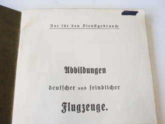 Abbildungen deutscher und feindlicher Flugzeuge , handschriftlich datiert 1916. 41 Seiten plus Anlage