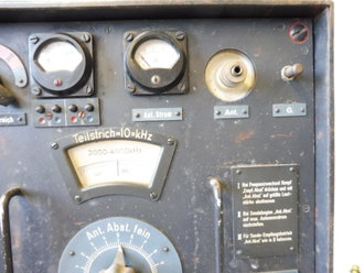 15 Watt Sender Empfänger b datiert 1943. Originallack, Funktion nicht geprüft