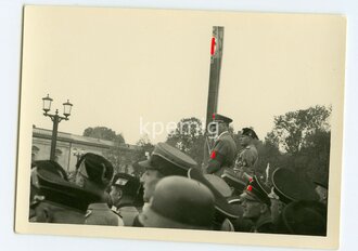 8 Fotos Hitler und  Mussolini Staatsbesuch. Format jeweils ca 8,5 x 6cm, Agfa Brovira