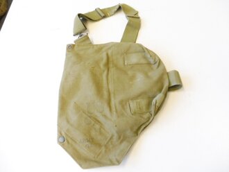 U.S. Army Service Gas Mask bag, khaki, WWII