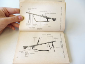 Beschreibung, Handhabung und Bedienung des MG34 datiert 1942. 244 Seiten