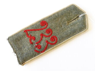 Baden , feldgraue Schulterklappe für Angeörigeim Reserve Infanterie Regiment Nr.233, Aufgestellt September 1914. Gesamtlänge 12cm