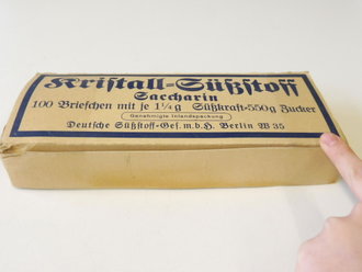 Briefchen Kristall Süßstoff Saccarin H-Packungen ungeöffnet. Ein Stück aus der originalem Umverpackung
