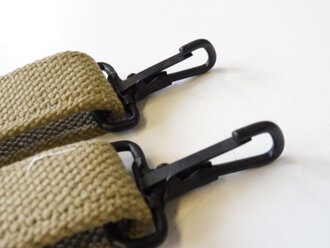 Cantle Straps, pair, At the Front