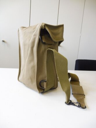 M1 Ammunition Bag, At the Front