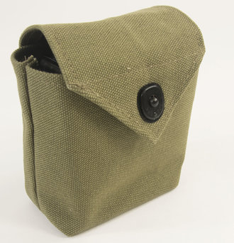 M1 Rigger Pouch, At the Front