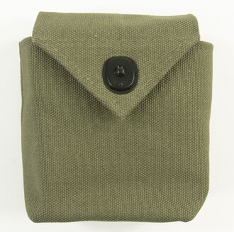 M1 Rigger Pouch, At the Front