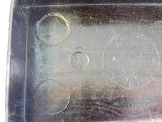 Preßstoffbehälter für die 100 Gramm Ladung, so verwendet z.B. in der Glasmine 43 ( f). Vollständig leer