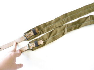 Paar Trageriemen für Seesack der Kriegsmarine, ungebrauchte Stücke aus altem Herstellerbestand