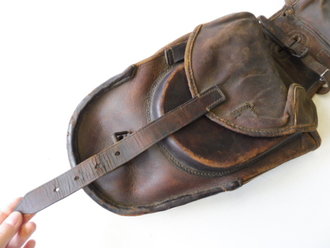 1. Weltkrieg, Paar Packtaschen neuer Art. Leder weich, Maße 22x39x7 cm