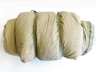 U.S. M49 Bag, sleeping Mountain regular. Zipper works...