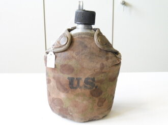 Österreich Nachkrieg, Feldflasche  M57. Flasche und Trinkbecher U.S. 1944/45. Gebrauchtes,  farbfrisches Stück, Grösse Medium