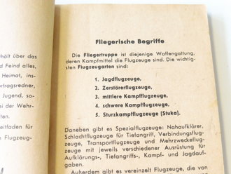 Deutsche, Italienische, Britisch-Amerikanische und Sowjetische Kriegsflugzeuge, 166 Seiten, datiert 1942. Kleinformatig