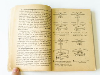 Deutsche, Italienische, Britisch-Amerikanische und Sowjetische Kriegsflugzeuge, 166 Seiten, datiert 1942. Kleinformatig